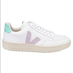 V 12 Leather Extra White Parme Turquoise